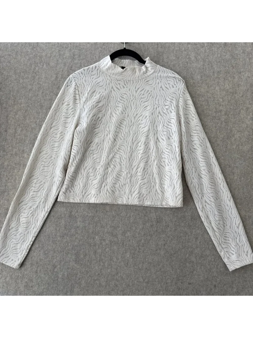 Babaton‎ Aritzia Shapelace Mock Neck Top Womens XL Ivory Cropped Long Sleeve